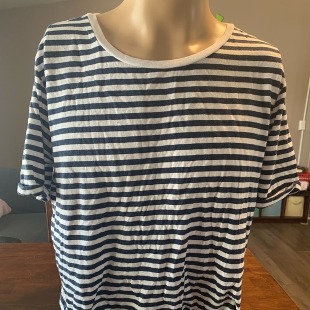 Green Envy Women’s Shirt Size L